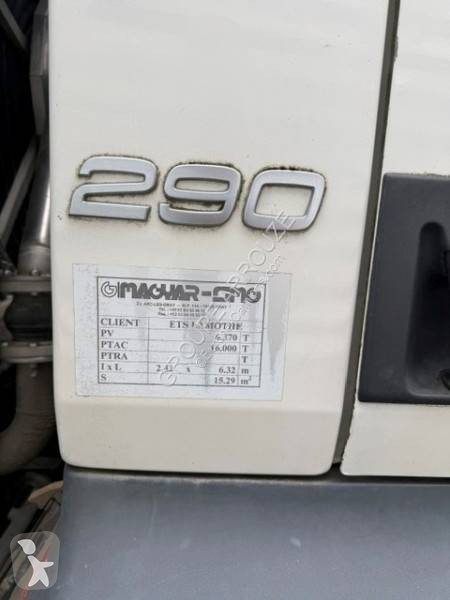 شاحنة Volvo