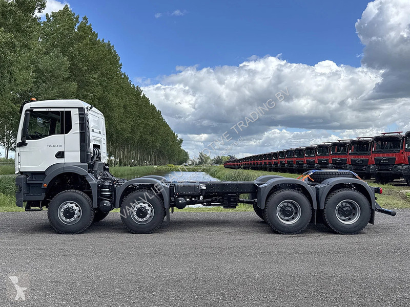 شاحنة MAN 41.440 BB CH Chassis Cabin