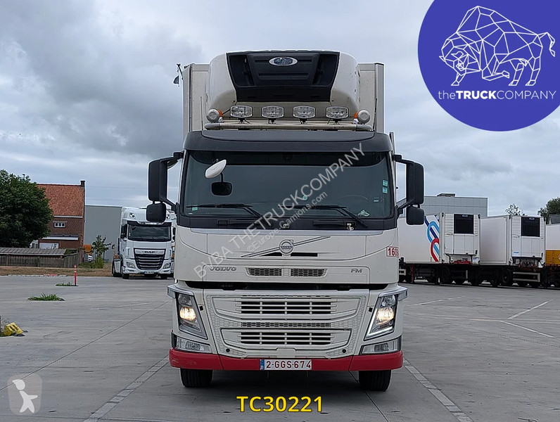 شاحنة Volvo 420