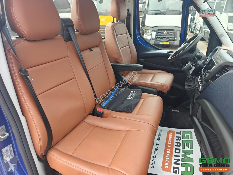 شاحنة Iveco 40C21 4x2 Hi Matic 3-seater Euro6D...