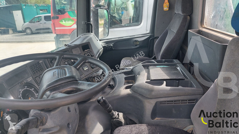 Béton Scania P 94 B