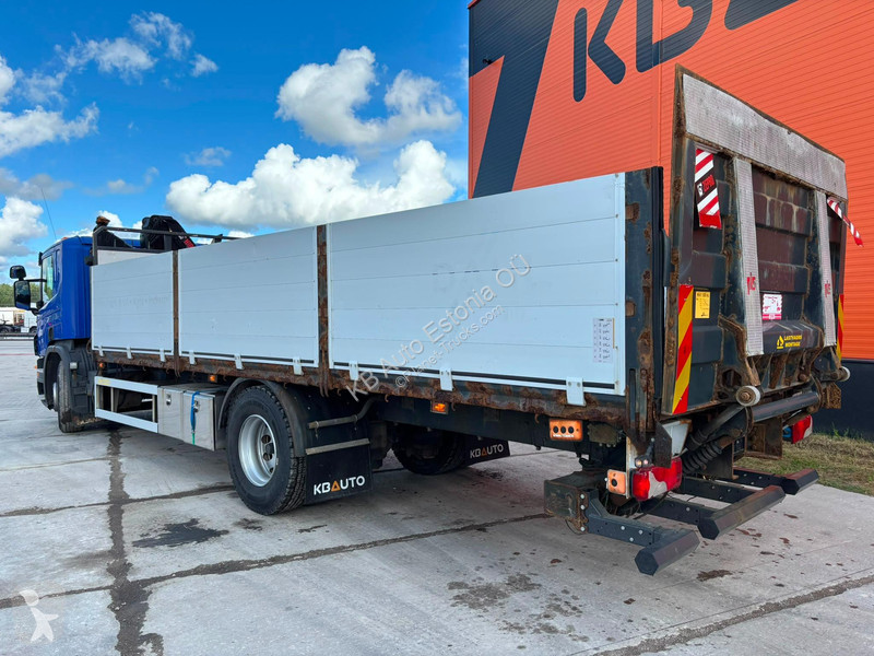 شاحنة Scania P 320 4x2 HIAB 077B-2 / PATFORM...