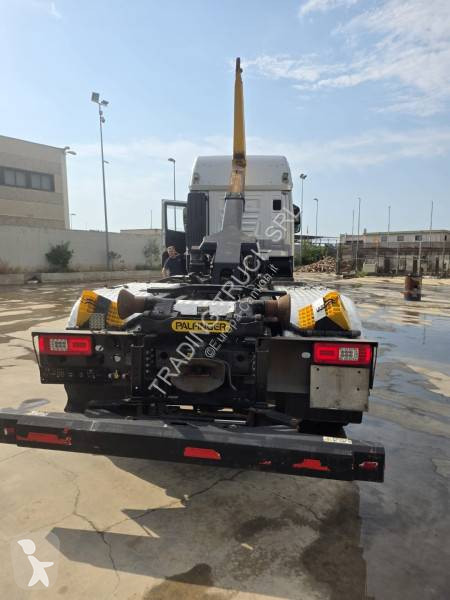 شاحنة Iveco