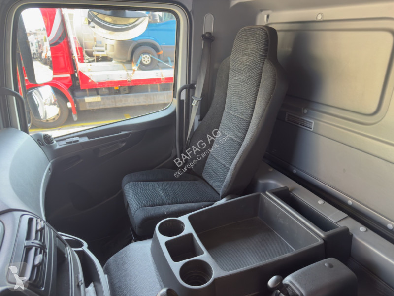 شاحنة Mercedes atego 1024