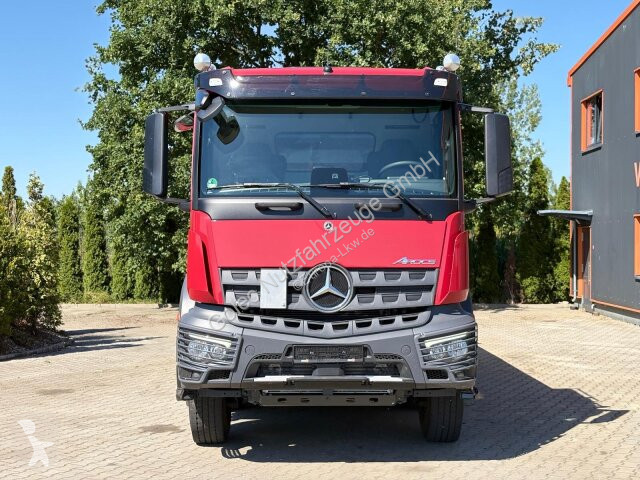 شاحنة Mercedes Arocs 3246 8x4 Kipper Meiller...