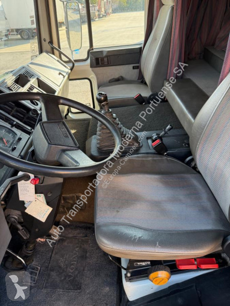 Camion Volvo 150