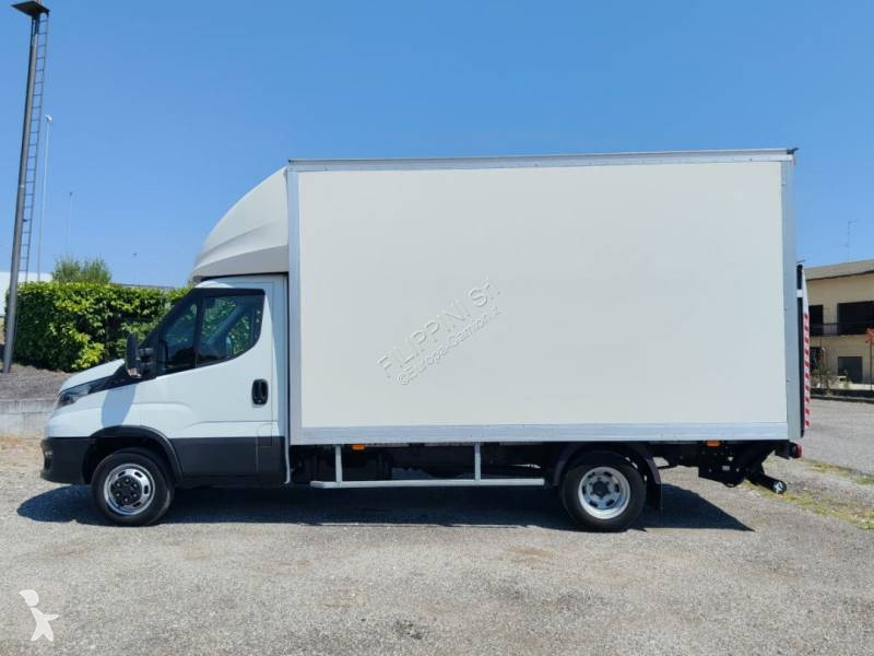شاحنة Iveco