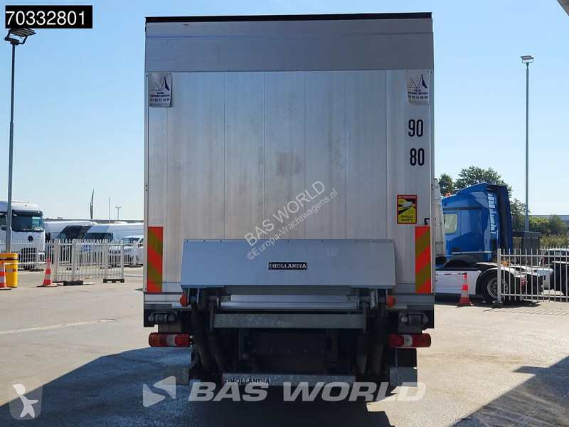 شاحنة Mercedes 1827 4X2 19tonner 3000kg...