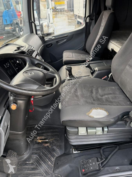 شاحنة Mercedes 1524