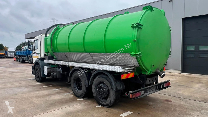 شاحنة Mercedes 2533 (VIDANGEUR / VACUUM /...