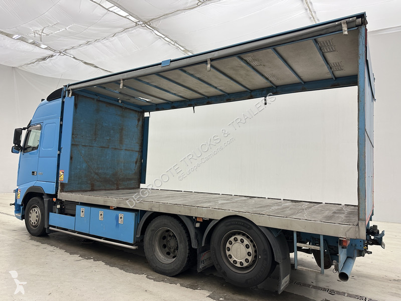 Грузовик Volvo 420 - 6x2