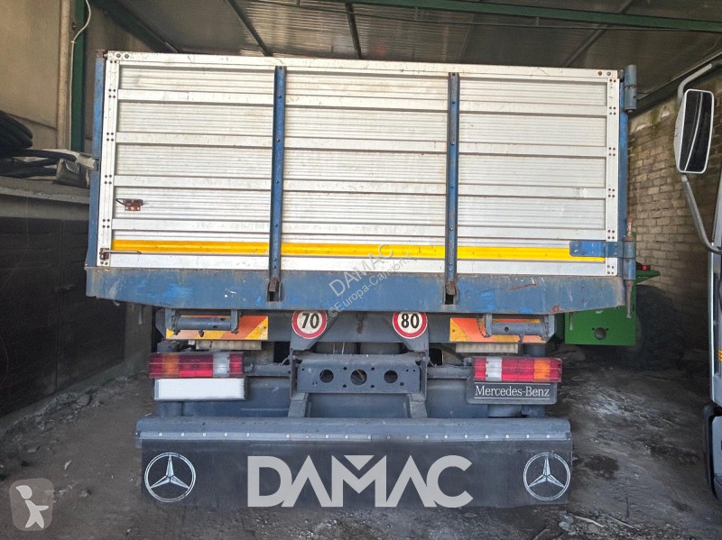 Грузовик Mercedes ACTROS