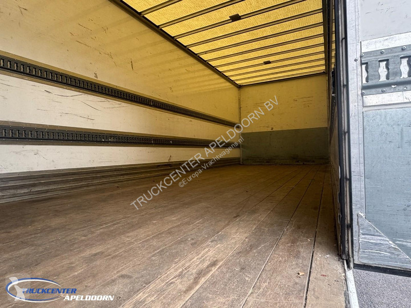 شاحنة MAN Closed box with Dhollandia tail lift