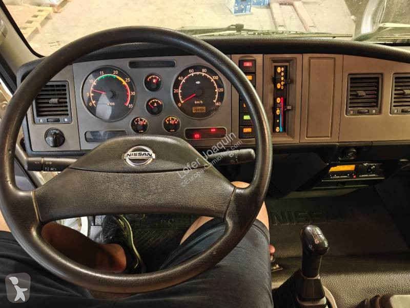 Camion Nissan