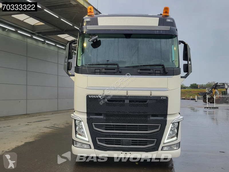 شاحنة Volvo 460  6X2 chassis Full Air...