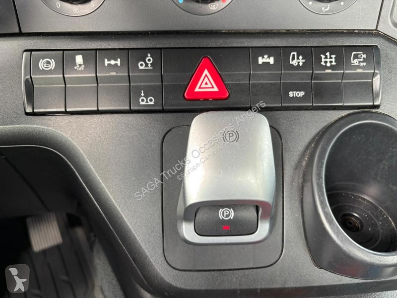 Camion Mercedes PORTEUR 2543 6x2 bras Dalby