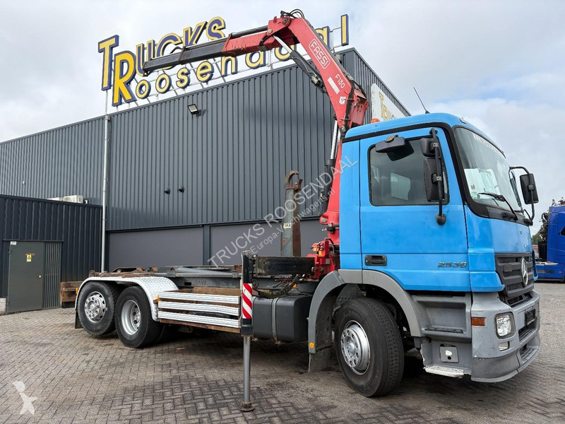 شاحنة Mercedes 2536 + FASSI F130 A - 2X EXT. +...