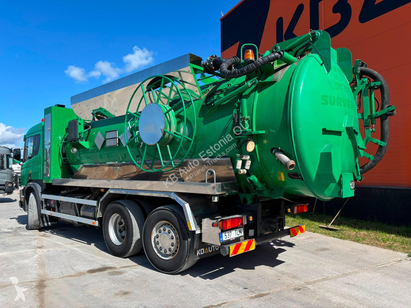 Vehículo de limpieza viaria Scania 124 6x2*4...