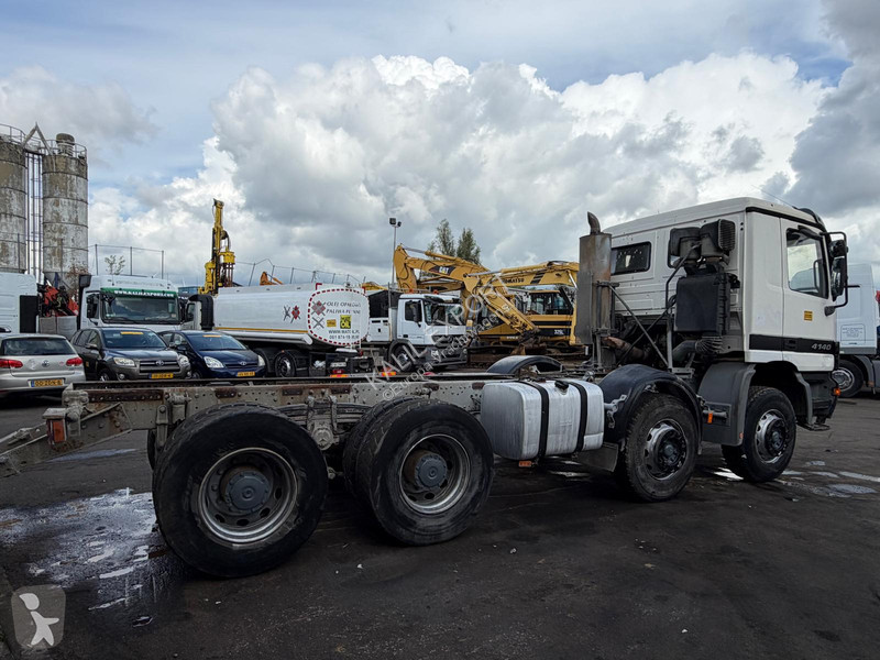 Camión Mercedes 4140 Chassis Cabine - 8x4 -...