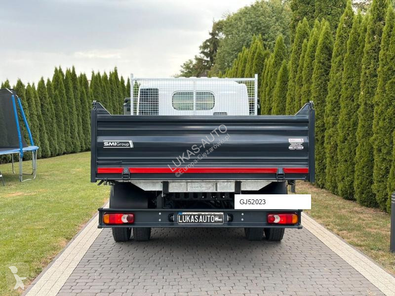 Vrachtwagen Renault D 7.5 3-SIDE