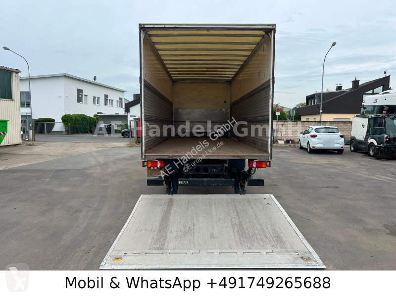 Vrachtwagen MAN 12.220 C BL...