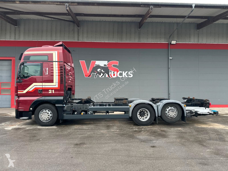 Vrachtwagen MAN 26.460 6x2 LL / EBA / LGS / ACC...