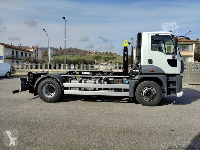 Camion Ford  1833 DC CARRO 4X2 4250 6,9 Lit.