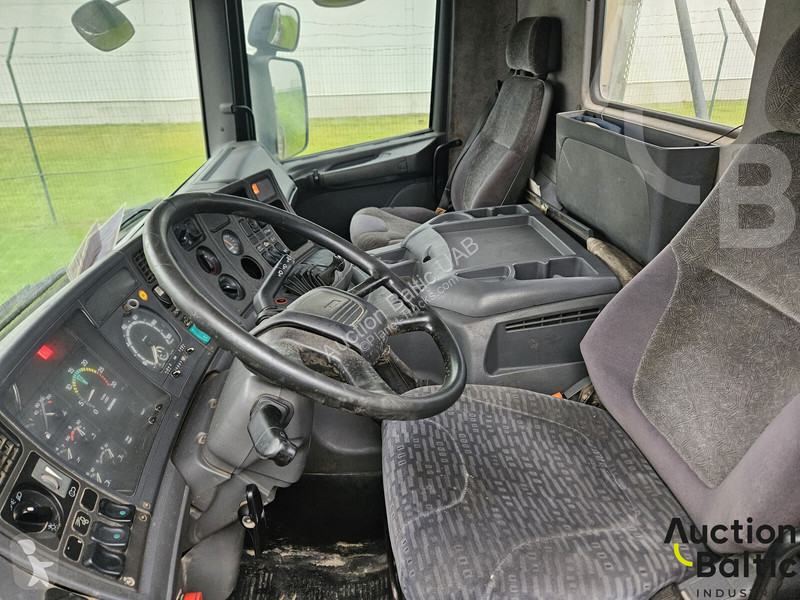 Camion Scania P 94 B