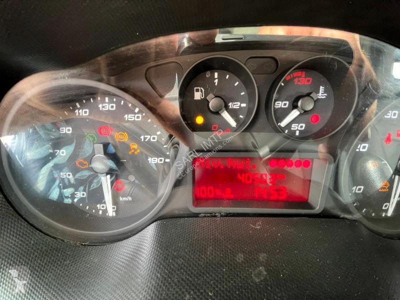 Camión Iveco  4X4 VASP BENNE ARRIERE RIDELLES