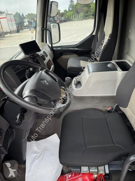 Camión Renault 300 DXI