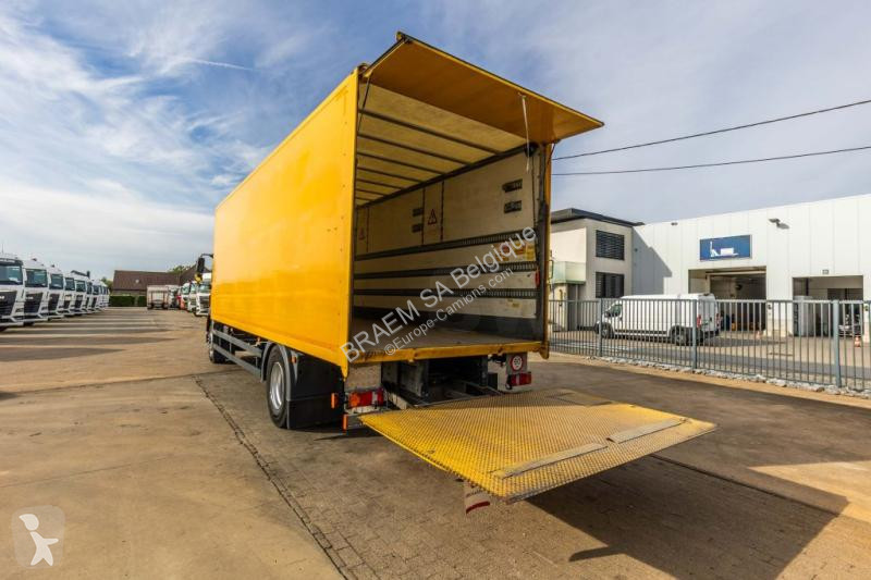 Camión MAN 18.250 BL + DHOLLANDIA 2T.