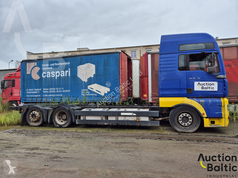 Camion MAN 26.460