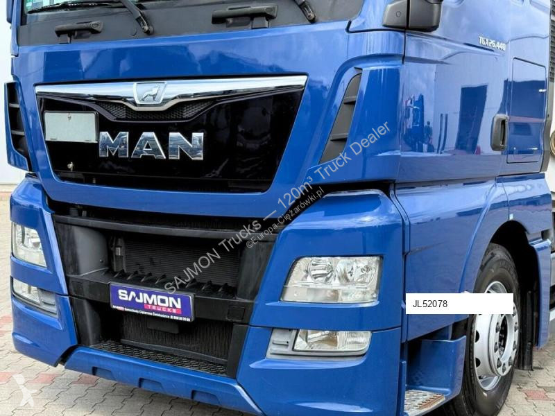 Vrachtwagen MAN TGX / ZESTAW BDF / KONTENERY KRONE