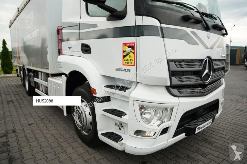Camión Mercedes ACTROS 2543 / RUCHOMA PODŁOGA /...
