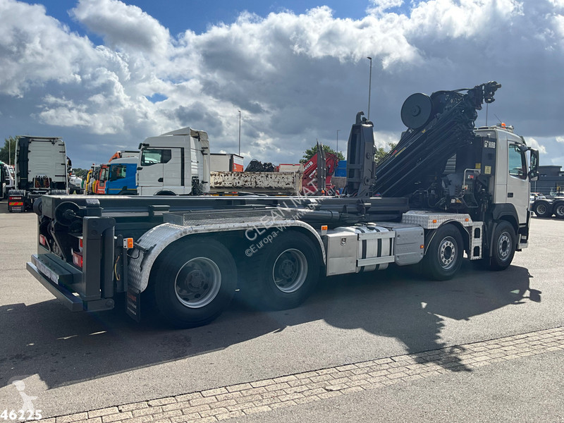 Camión Volvo 8x4 Hiab 28 Tonmeter laadkraan met...