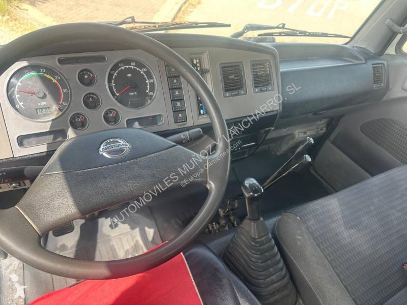 Camión Nissan
