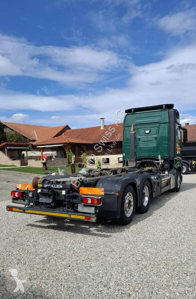 Kamion Mercedes 2551