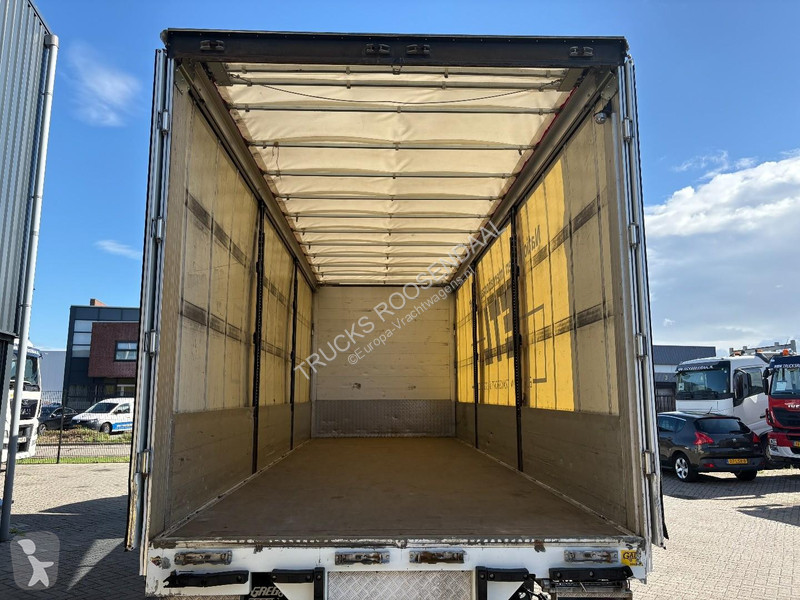 Camión Iveco 160E25 + LOADLIFT + SLIDING ROOF +...