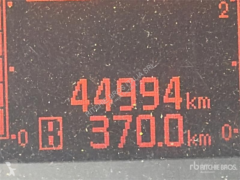 Camión Nissan NT400