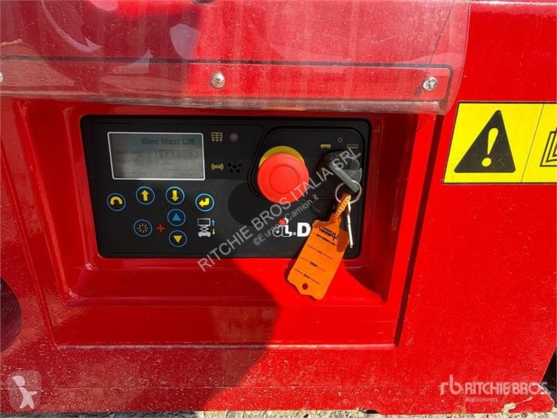 Автовишка  MJP07OF Electric Oil Free Vertical...