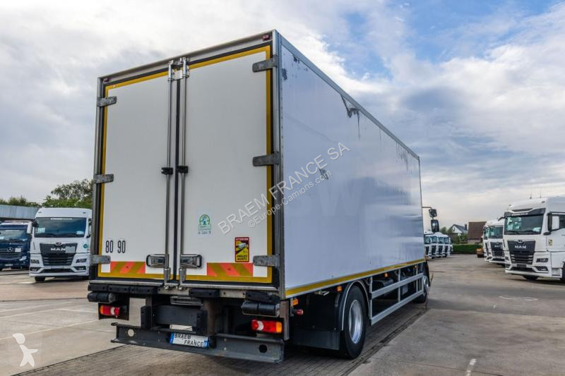 Camión Volvo H 290+ CARRIER