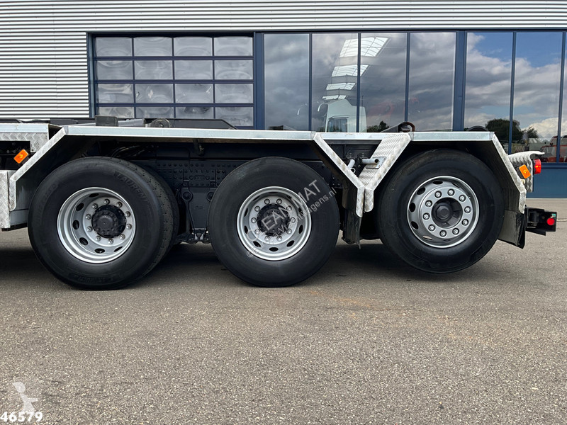 Camión Volvo 420 8x4 Euro 6 26 Ton haakarmsysteem