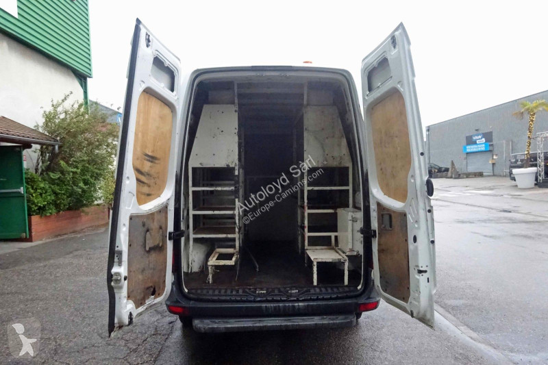 Véhicule utilitaire Mercedes