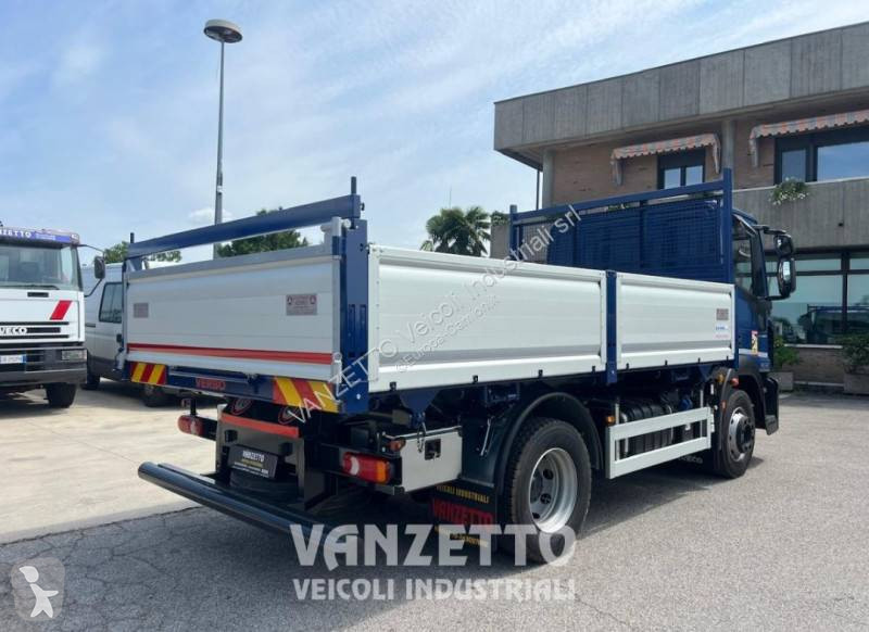 Kamion Iveco 120 EL 22