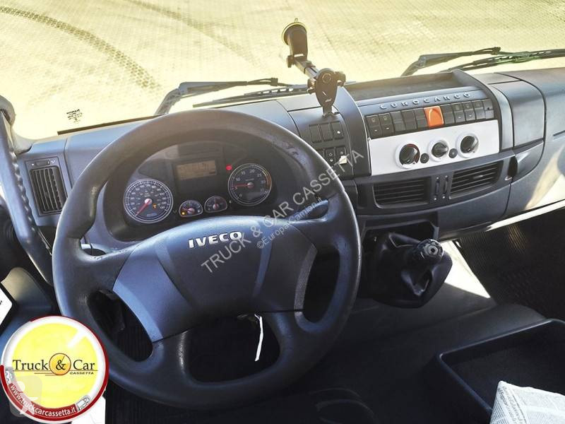 Camión Iveco 180 E 30