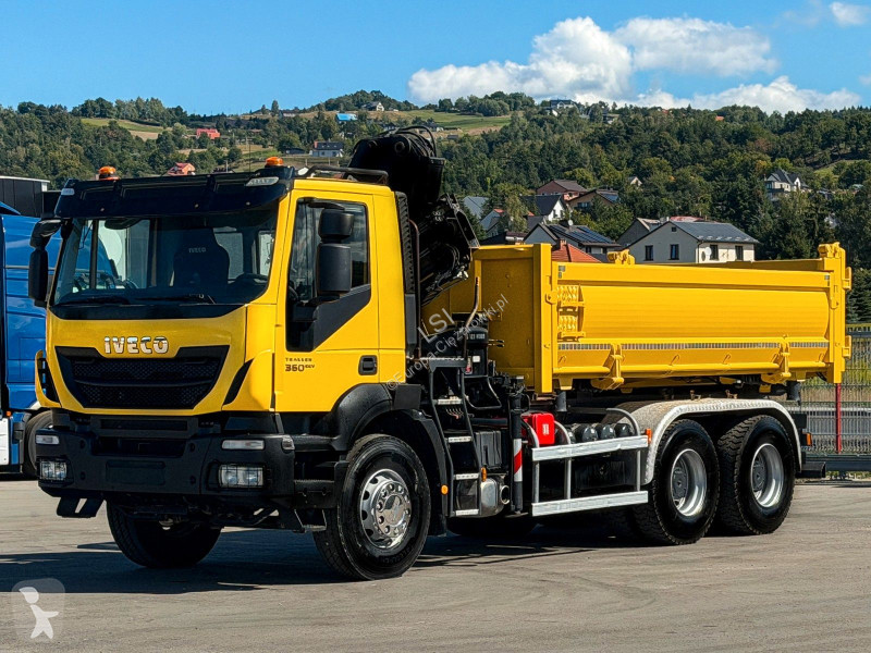 Camión Iveco TRAKKER 360 Kipper 4,90 m HIAB 122...