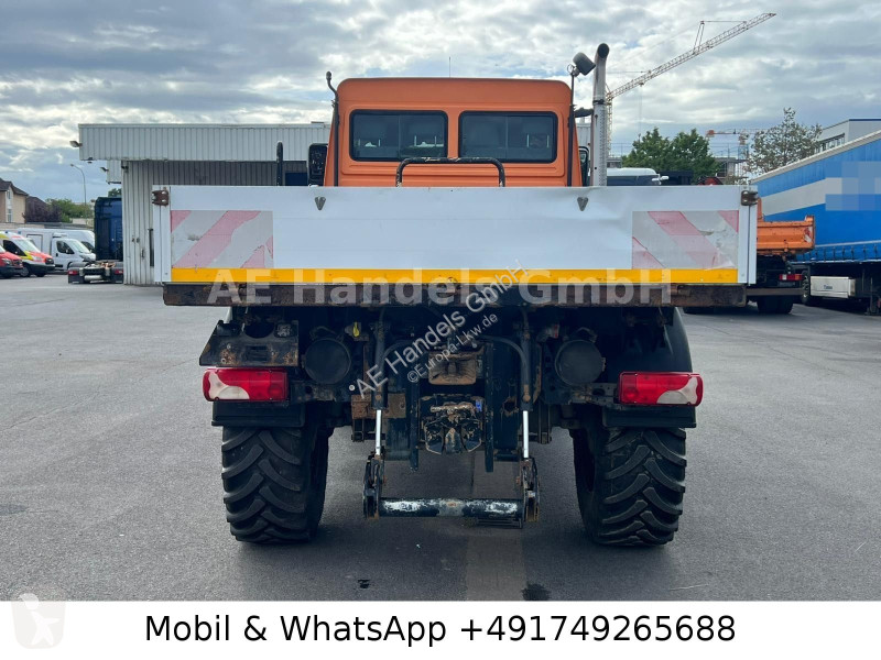 Camión Mercedes UNIMOG 437/45 U5000 DoKa 4x4...