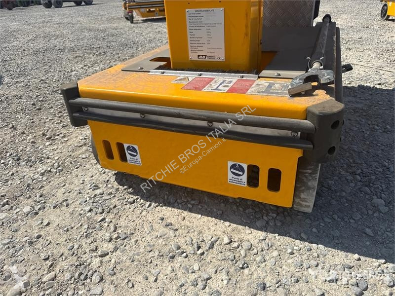 升降机 JLG ECOLIFT Vertical Mast Lift