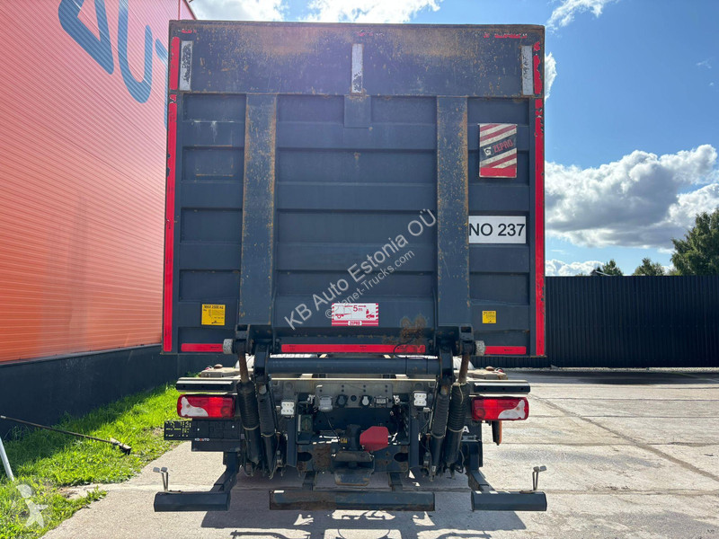 Camión Scania P 500 6x2*4 9 TON FRONT AXE /...