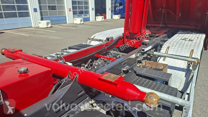 Camión Volvo 420 8X4
